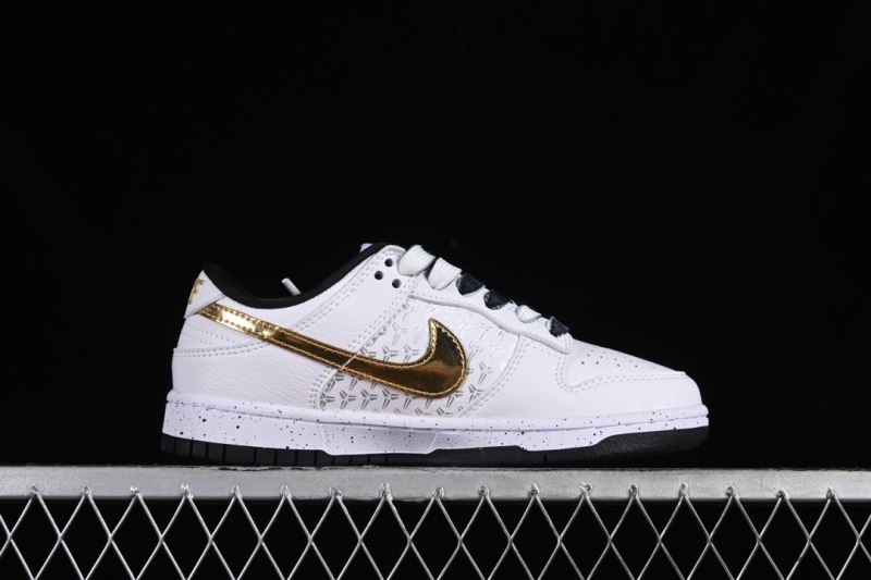 Nike Dunk Shoes